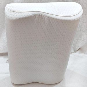 Tempurpedic Neck Pillow for back or side sleepers Memory Foam Comfortable